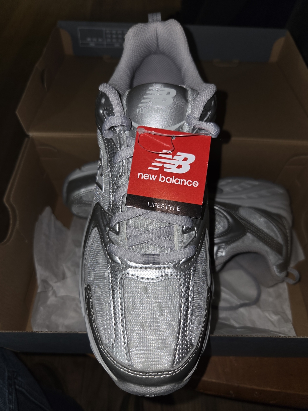 New Balance Unisex Silver Lifestyle Running Shoes